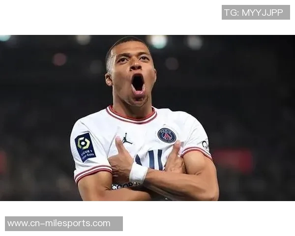 姆巴佩上演帽子戏法荣膺欧冠最佳球员官方宣布他表现出色