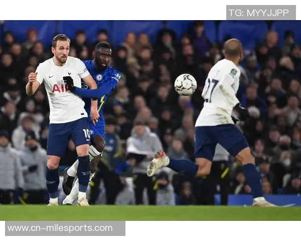 热刺追逐巴西前锋维托尔面临切尔西等强队竞争挑战