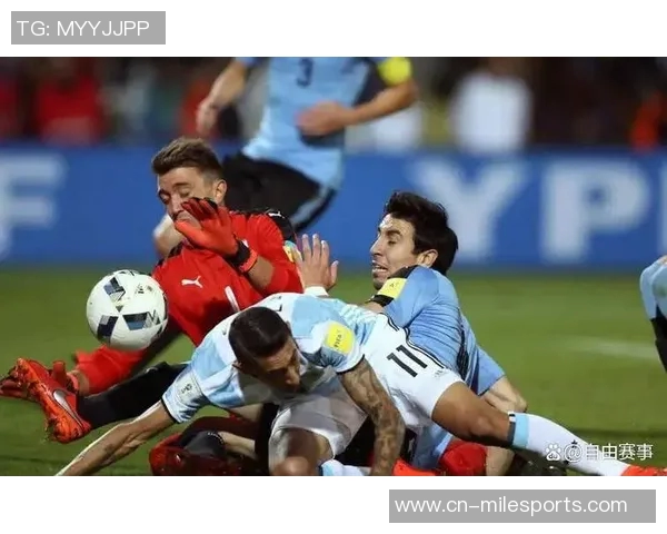 马斯切拉诺亲临迈阿密国际主场观战阿根廷对阵波多黎各精彩赛事 马斯切拉诺亲临迈阿密国际主场观战阿根廷对阵波多黎各精彩赛事