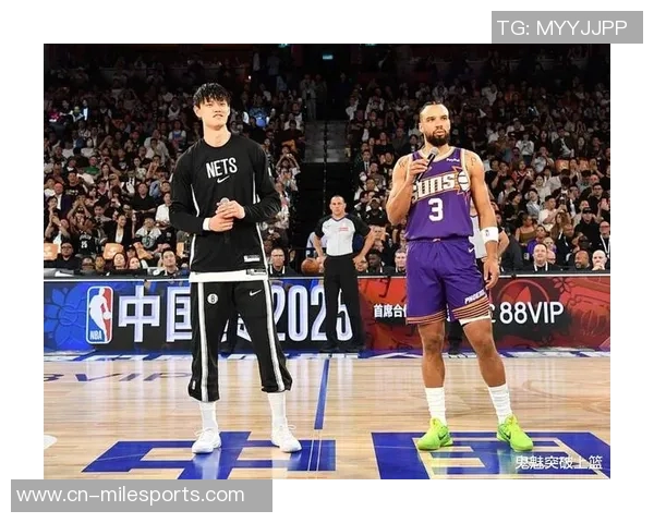 曾凡博回防失位被狄龙三分命中比赛局势瞬息万变 曾凡博回防失位被狄龙三分命中比赛局势瞬息万变