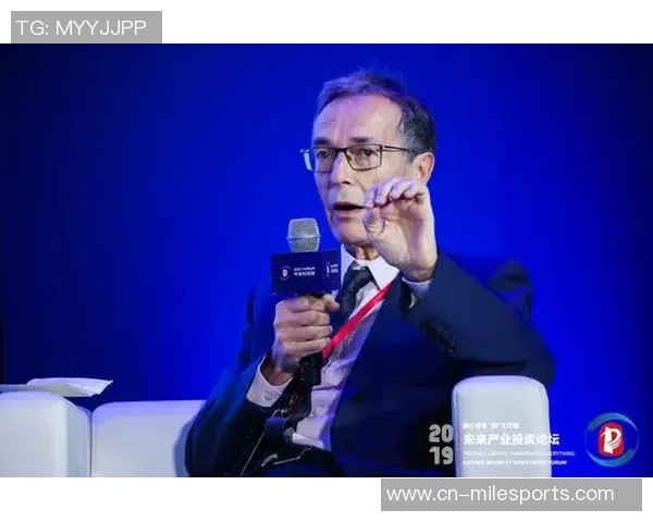 弗兰克盛赞范德芬展望未来俱乐部前景光明令人期待 弗兰克盛赞范德芬展望未来俱乐部前景光明令人期待