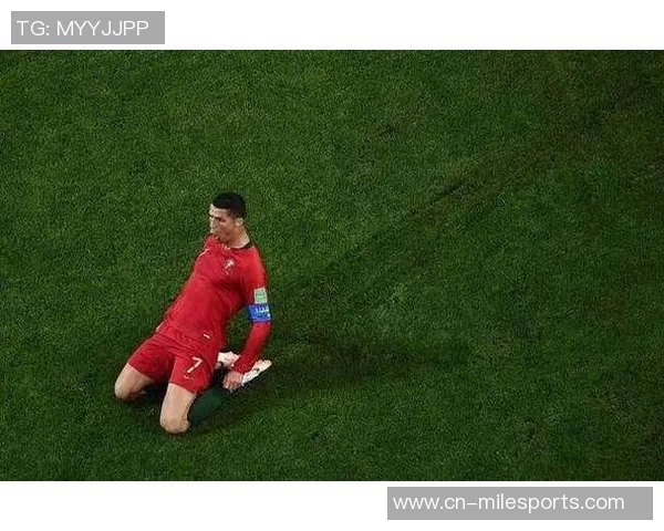 C罗全场表现亮眼7次射门收获2球并贡献高评分86