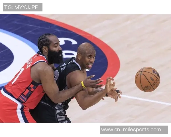 大洛夏季状态下滑明显哈登比尔外线防守漏洞百出 大洛夏季状态下滑明显哈登比尔外线防守漏洞百出