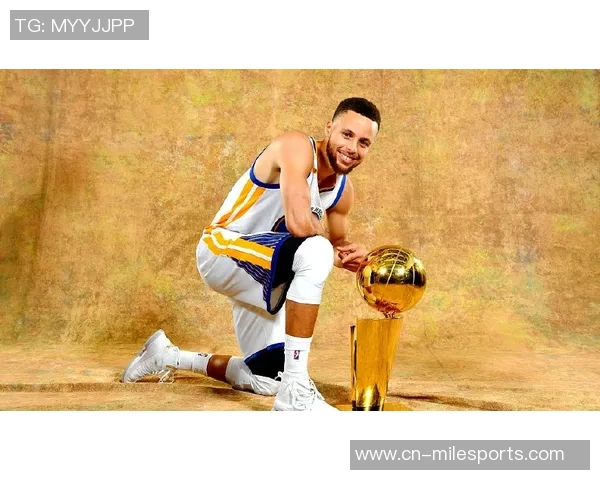 助教分析库里健身与手感的平衡之道探讨运动员体型与技能的关系 助教分析库里健身与手感的平衡之道探讨运动员体型与技能的关系