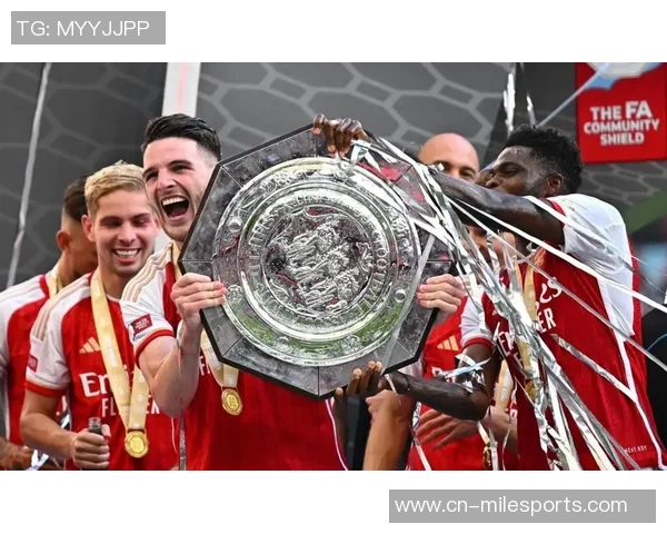 赖特称赞阿森纳阵容实力强大直言球队是英超冠军有力争夺者 赖特称赞阿森纳阵容实力强大直言球队是英超冠军有力争夺者