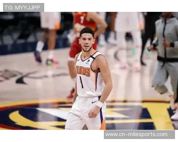 布克期待伤员复出与雷霆激战8强对决将是针尖对麦芒的较量